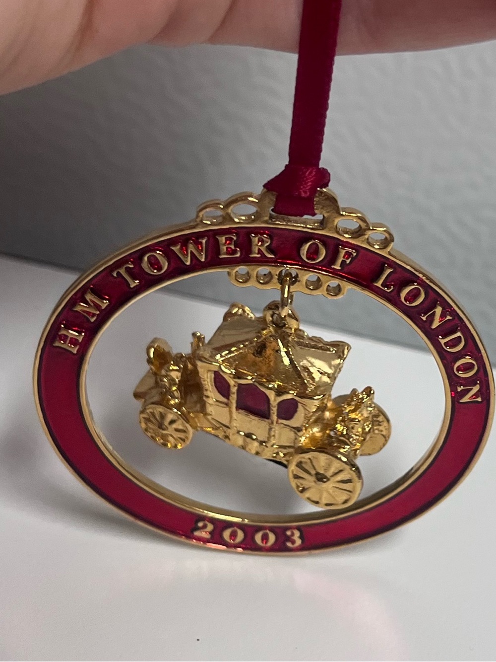 Tower of London 2003 Gold & Red Holiday Ornament